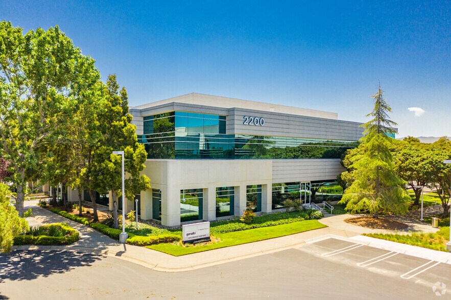 More Photos Of 1400 Bridge Pky, Redwood City Unknown For Lease