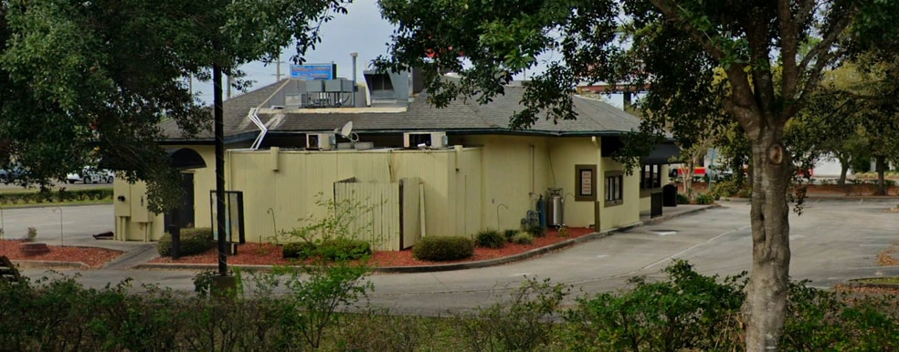 More Photos Of 3505 St. Johns Bluff Rd, Jacksonville Restaurant For Lease