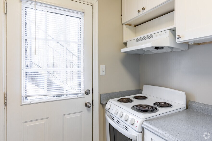 More Photos Of 235 Sycamore Dr, Athens Apartments For Sale