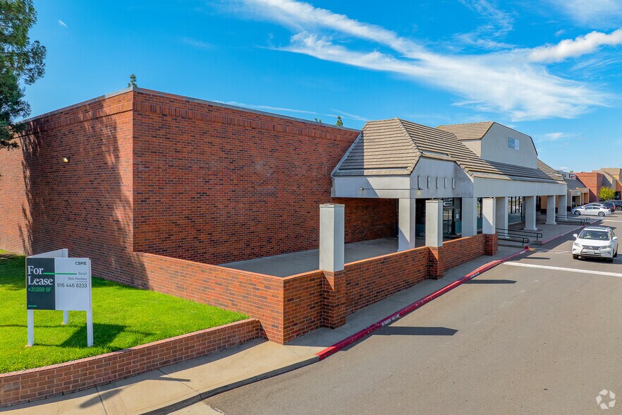 More Photos Of 4010 Foothills Blvd, Roseville Unknown For Lease