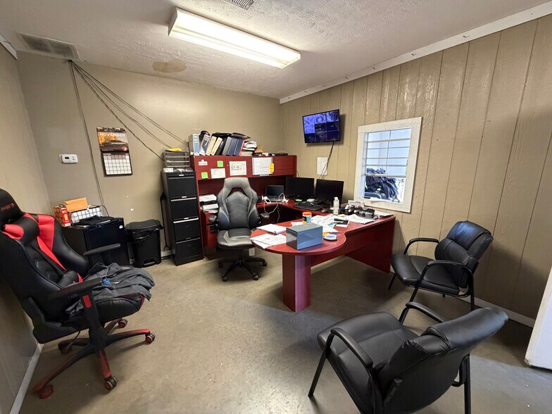 More Photos Of 419 Hamilton Crossing Rd NW, Cartersville Industrial For Sale
