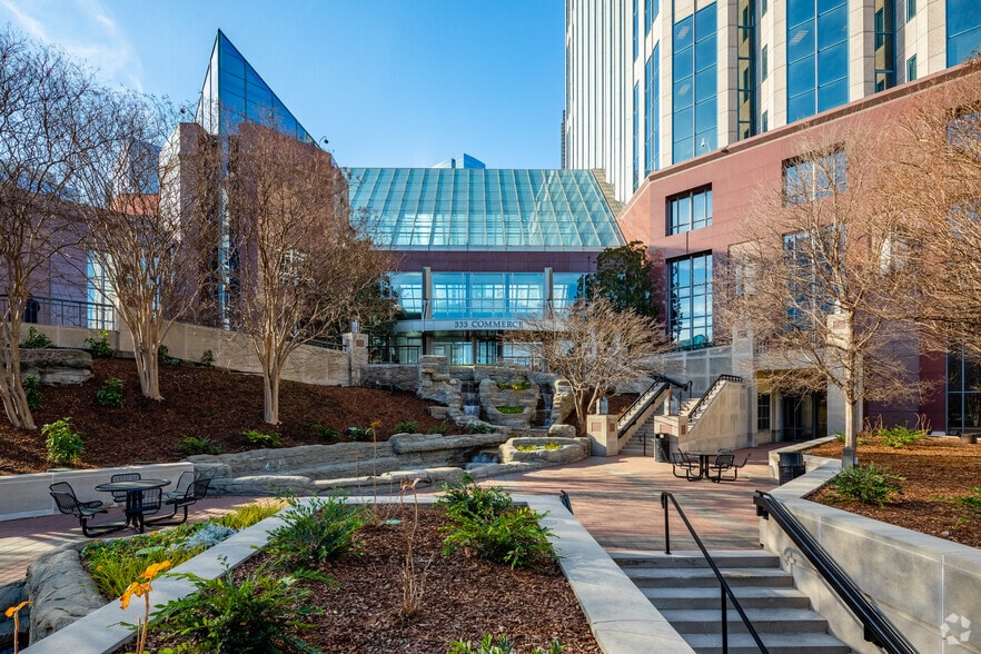 More Photos Of 333 Commerce St, Nashville Loft Creative Space For Lease