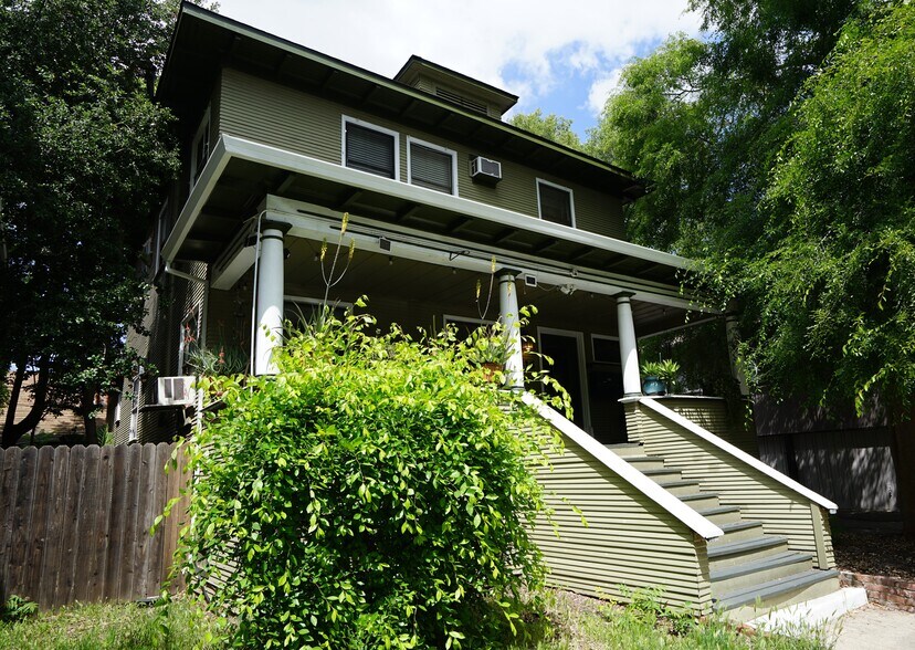More Photos Of 1416 22nd St, Sacramento Apartments For Sale