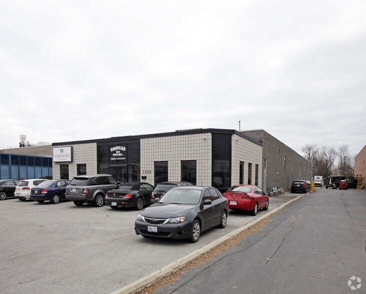Primary Photo Of 1346 Speers Rd, Oakville Warehouse For Lease