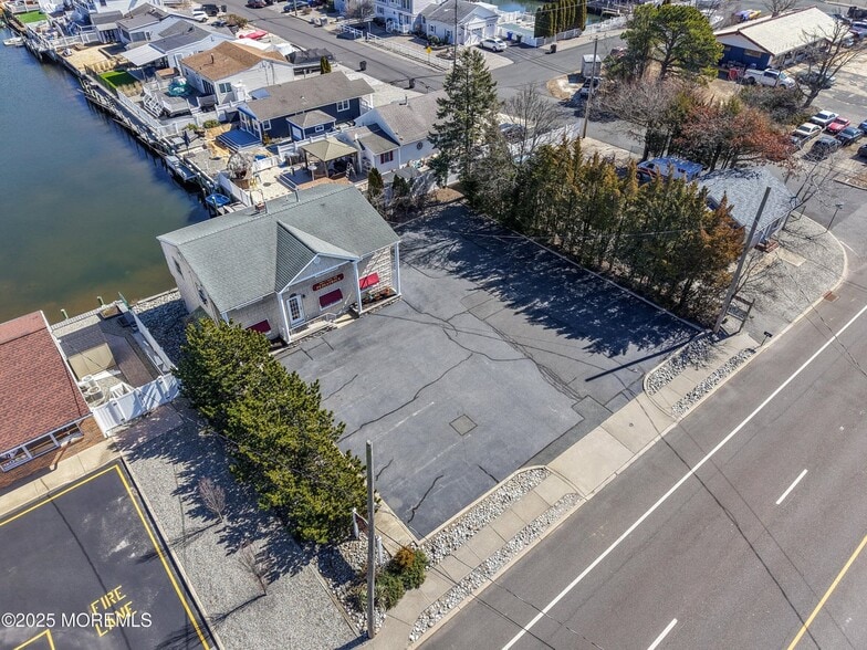 More Photos Of 751 Fischer Blvd, Toms River Medical For Sale