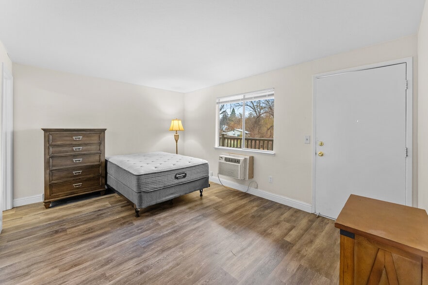 More Photos Of 1133 Buena Vista Ave, Reno Apartments For Sale