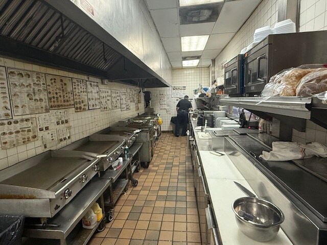 More Photos Of 107 Northpointe Blvd, Elkhart Restaurant For Sale