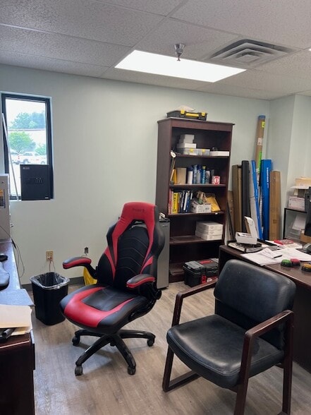 More Photos Of 4737 Adams Rd, Hixson Light Manufacturing For Lease