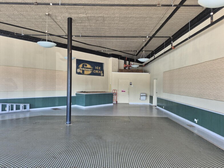 More Photos Of 402 Plant Ave, Waycross Office For Lease