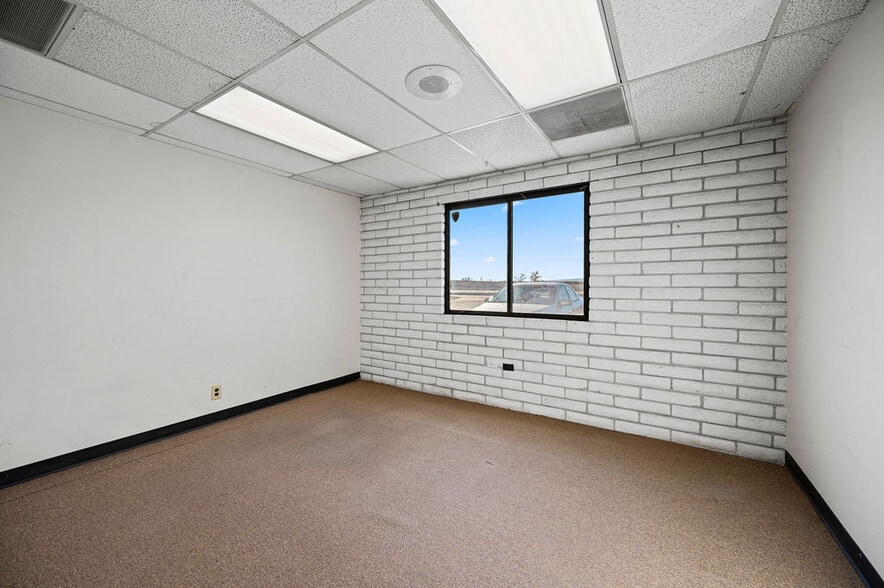 More Photos Of 2872 I 70 Business Loop, Grand Junction Warehouse For Lease