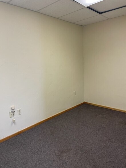 More Photos Of 1280 13th St, Steamboat Springs Warehouse For Sale