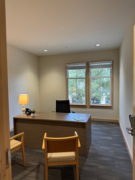 More Photos Of 1701 E County Highway 30A, Santa Rosa Beach Loft Creative Space For Lease