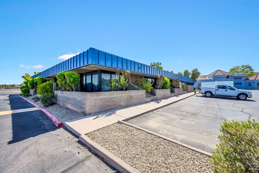 More Photos Of 145 E University Dr, Mesa Office For Lease