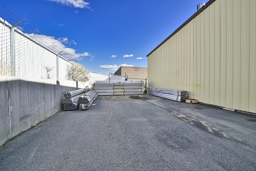 More Photos Of 1744 Forrest Way, Carson City Manufacturing For Sale