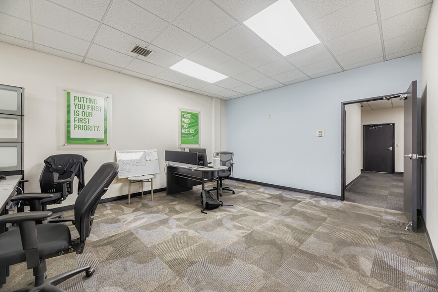 More Photos Of 4298 Kipling St, Wheat Ridge General Retail For Sale