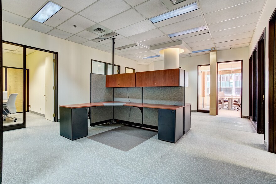 More Photos Of 1111 Rue Saint-Urbain, Montréal Office For Sale