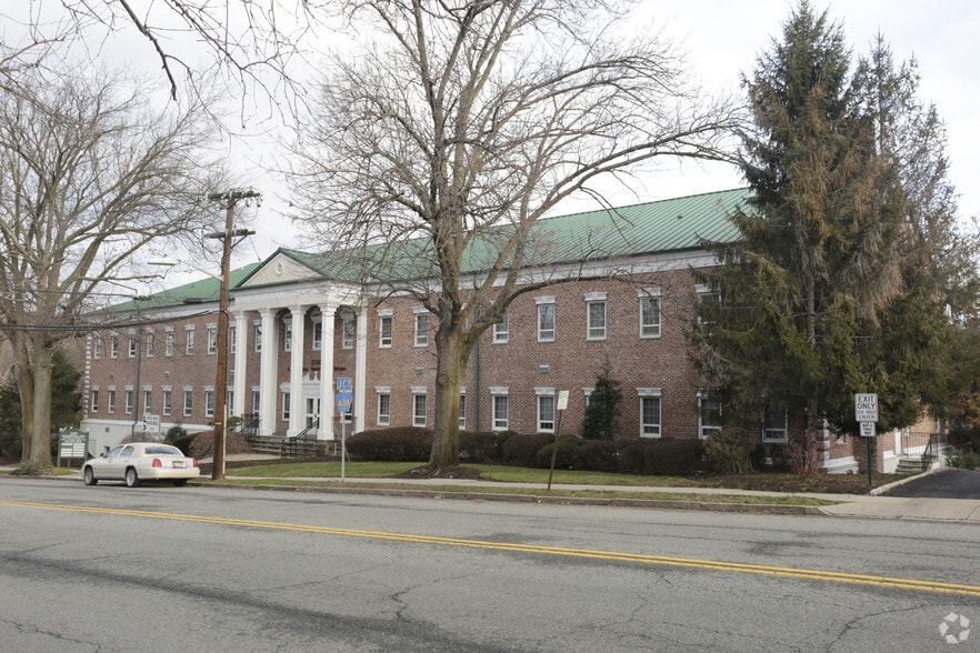 More Photos Of 2130 Millburn Ave, Maplewood Medical For Lease