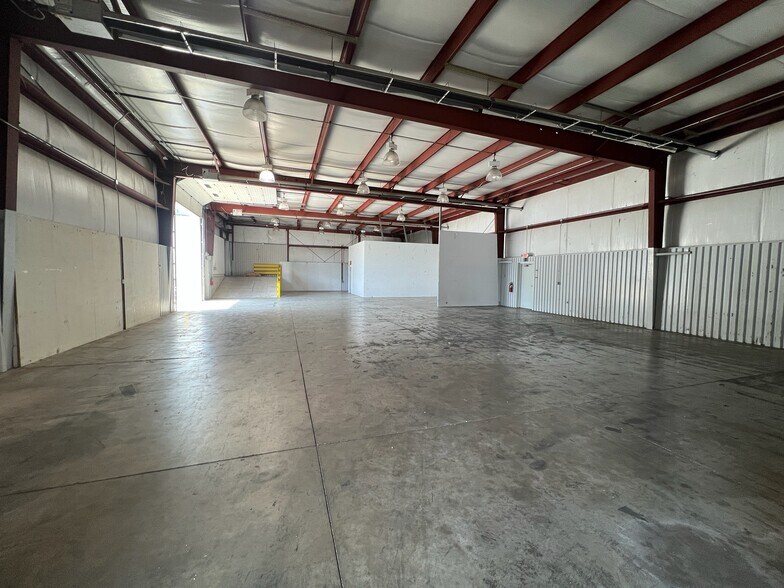 More Photos Of 4232 Earth Dr, Fort Wayne Warehouse For Sale