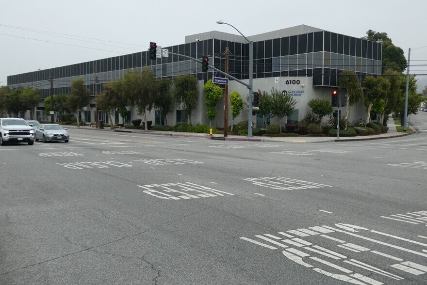 More Photos Of 6100-6120 San Fernando Rd, Glendale Office For Sale