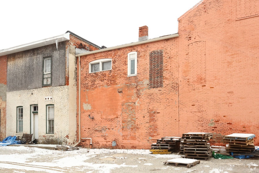 More Photos Of 60-64 Saline St, Petersburg Storefront Retail Residential For Sale