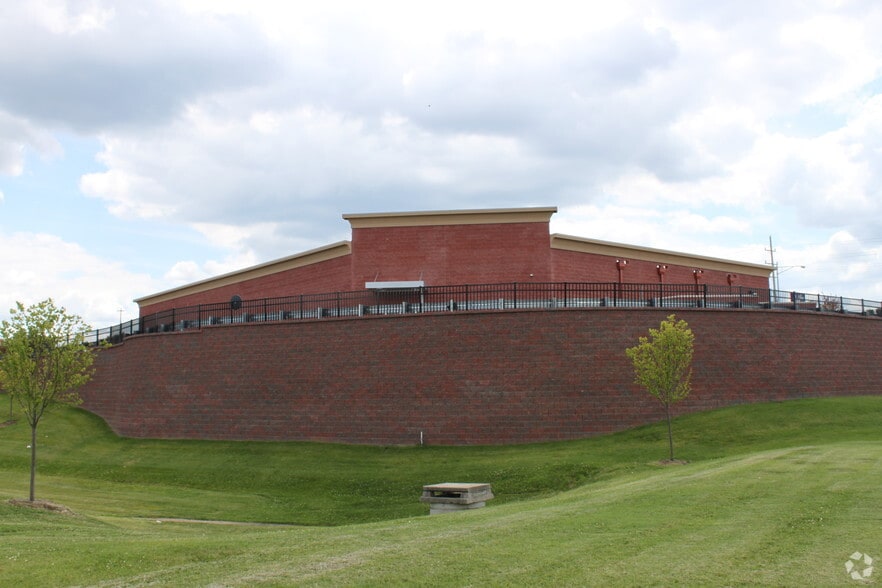 More Photos Of 8915 Saint Charles Rock Rd, Saint Louis Drugstore For Lease