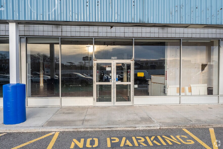 More Photos Of 5700-5716 Avenue U, Brooklyn General Retail For Lease