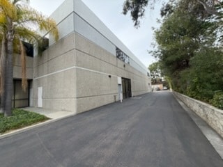 More Photos Of 9454 Waples St, San Diego Flex For Sale