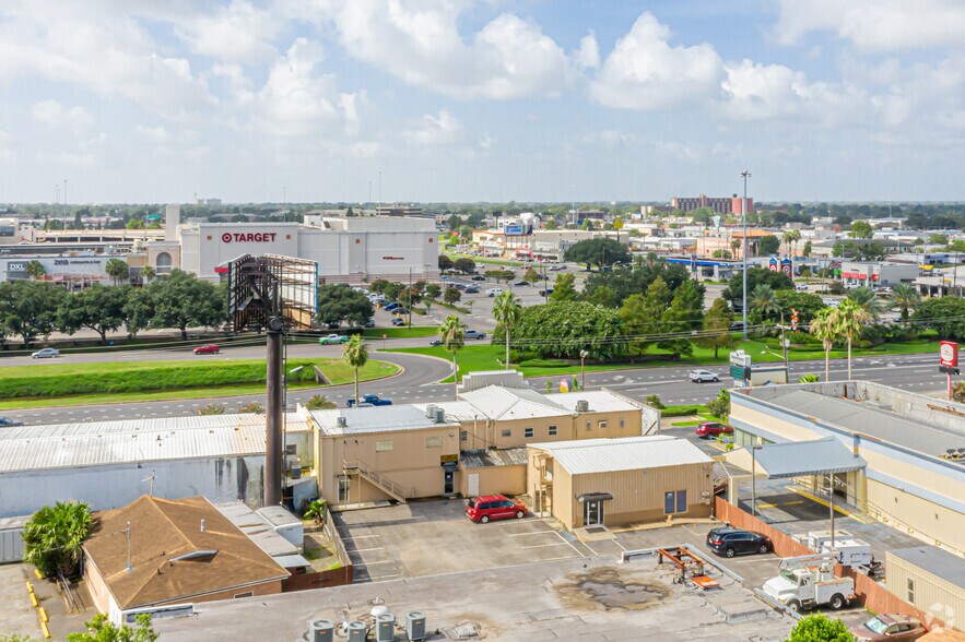 More Photos Of 4509 Veterans Memorial Blvd, Metairie Office For Lease