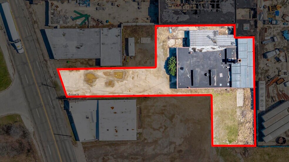 More Photos Of 2419 E Michigan Ave, Jackson Warehouse For Sale