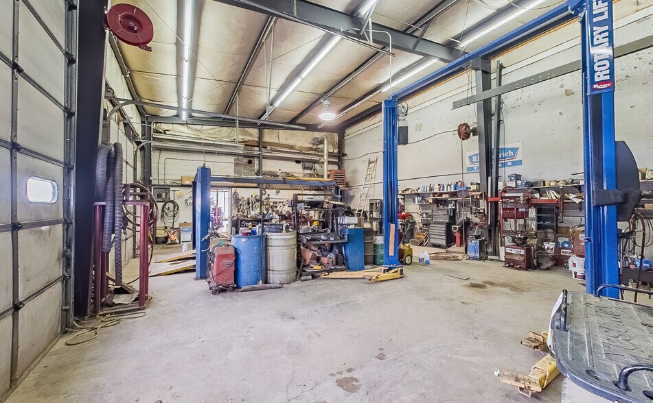 More Photos Of 765 Columbia Blvd, Bloomsburg Auto Repair For Sale
