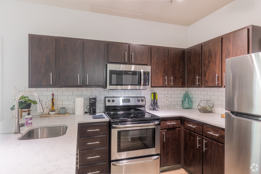 More Photos Of 1102 NW Lovejoy St, Portland Apartments For Lease