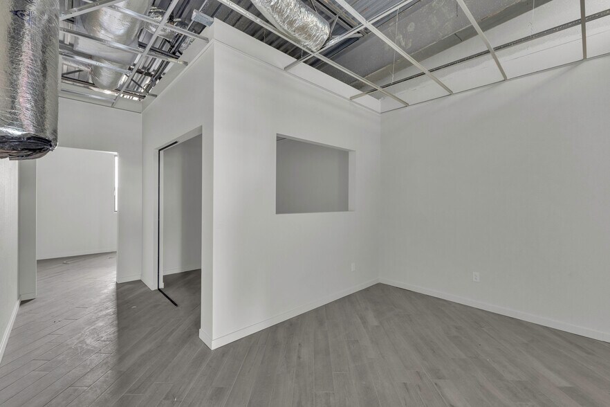 More Photos Of 11680 Montana Ave, El Paso Coworking Space