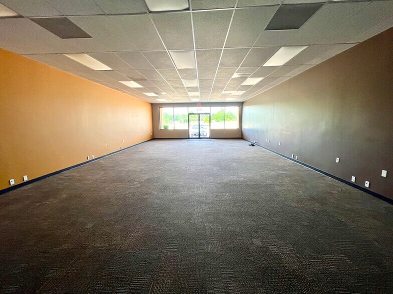 More Photos Of 623 Silver Springs Rd, Cape Girardeau Unknown For Lease