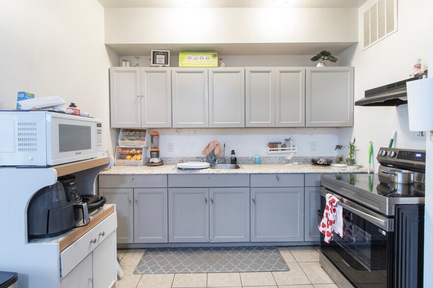 More Photos Of 296 E Main St, Clinton Multifamily For Sale