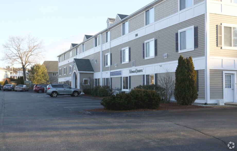 More Photos Of 1565 Main St, Tewksbury Medical For Sale