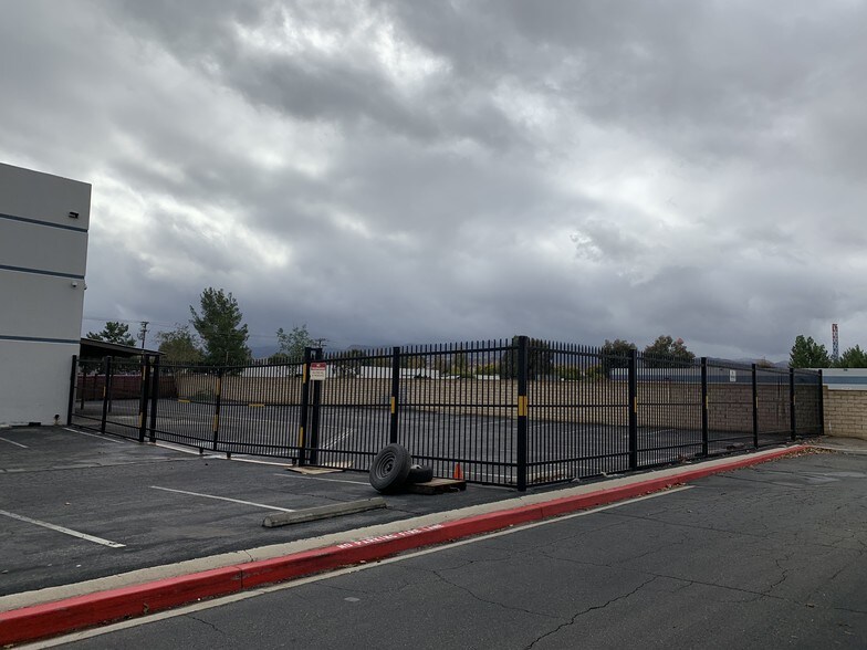 More Photos Of 28165 Avenue Crocker, Valencia Warehouse For Lease