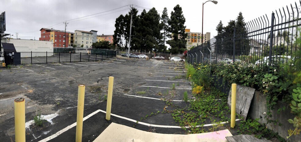 More Photos Of 556 W Grand Ave, Oakland Land For Sale