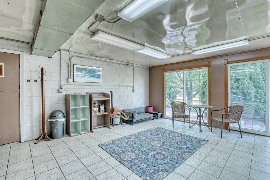 More Photos Of S73W23970 National Ave, Big Bend Flex For Sale