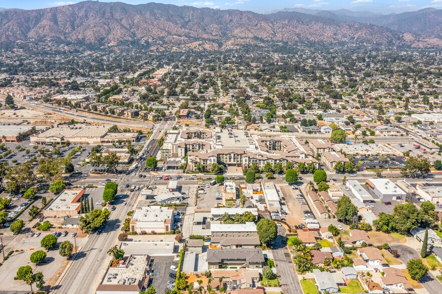 More Photos Of 625-627 S Wabash Ave, Glendora Apartments For Sale