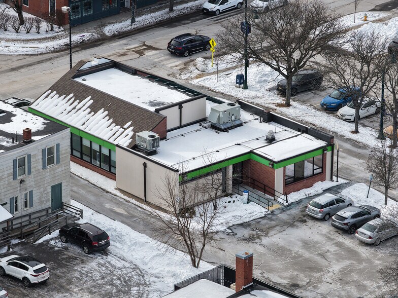 More Photos Of 835 Main St, Westbrook Bank For Sale