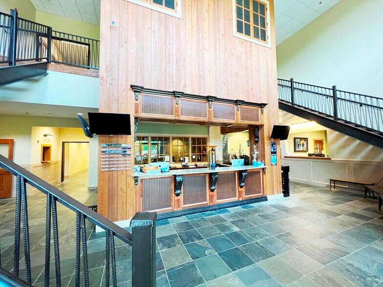 More Photos Of 3620 Swiftwater Park Dr, Suwanee Loft Creative Space For Sale