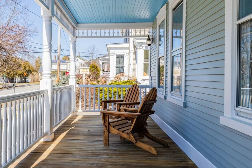 More Photos Of 31 Huntington Pl, Rochester Apartments For Sale