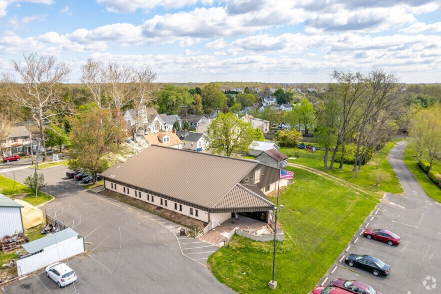 More Photos Of 24548 E Main St, Columbus Medical For Lease