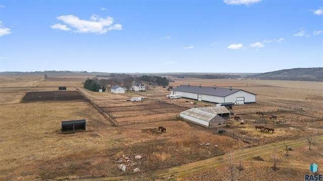 More Photos Of 48381 277th St, Canton Horse Stables For Sale