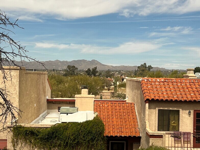 More Photos Of 2292 W Magee Rd, Tucson Coworking Space