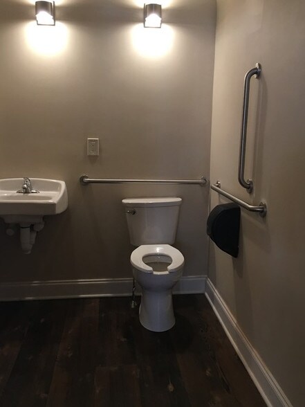 More Photos Of 709 West Ave, Jenkintown Storefront Retail Residential For Sale