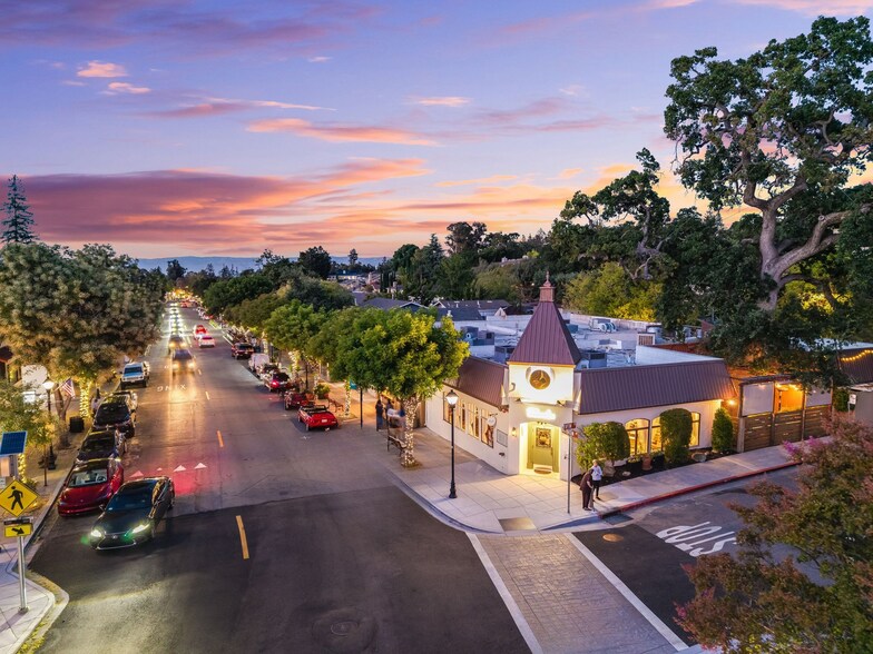 Primary Photo Of 14572 Big Basin Way, Saratoga Storefront For Sale
