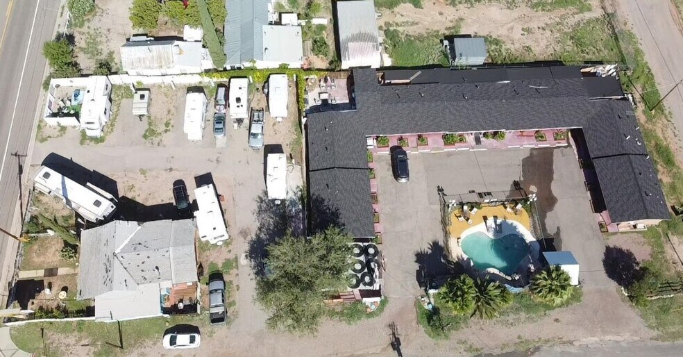 More Photos Of 13 N 7th St, Tombstone Hotel For Sale