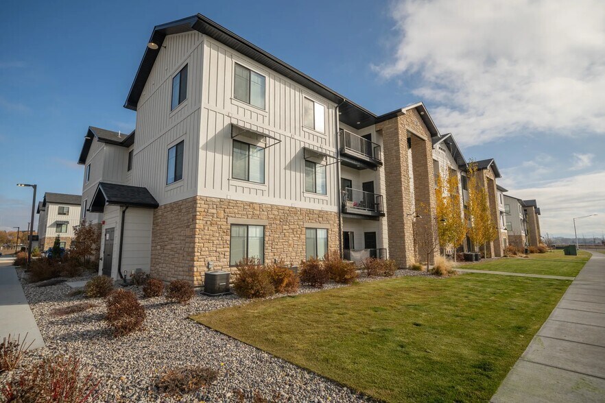 More Photos Of 397 Thomson Farms Rd, Rexburg Apartments For Sale