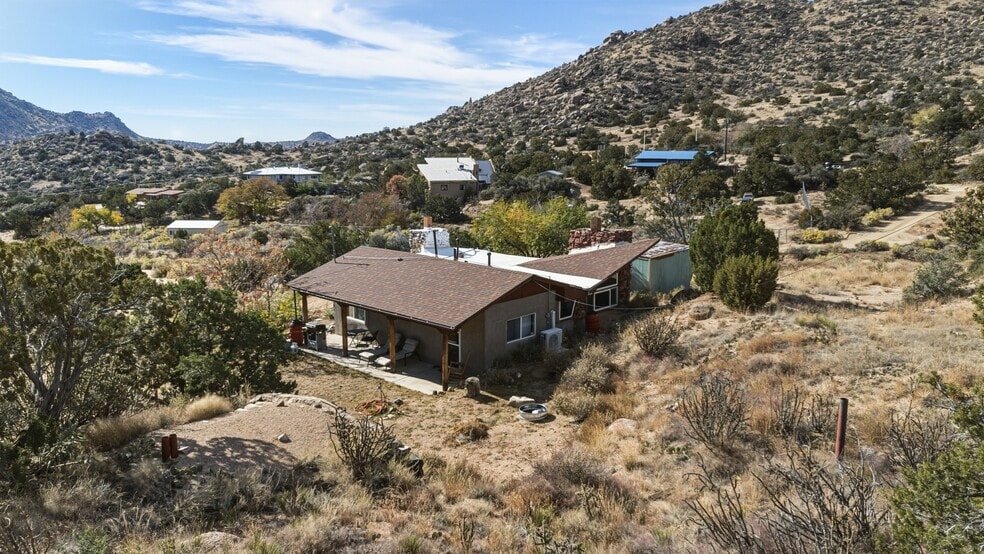 More Photos Of 24 Matisse Rd NE, Albuquerque Apartments For Sale